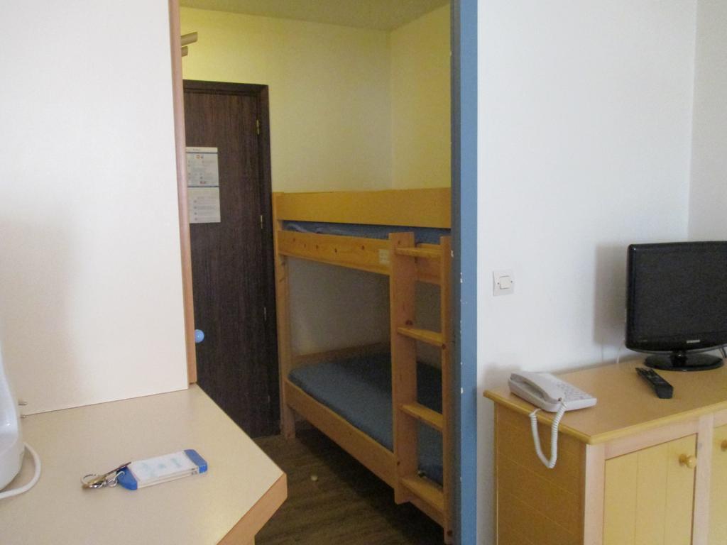 Promenade Des Bains Apartment Сен-Рафаэль Номер фото